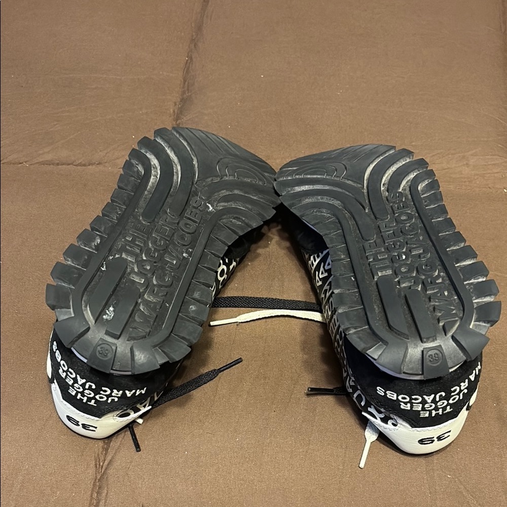Marc Jacobs Black and White Sneakers with Decorative Accents - Picture 6 of 8